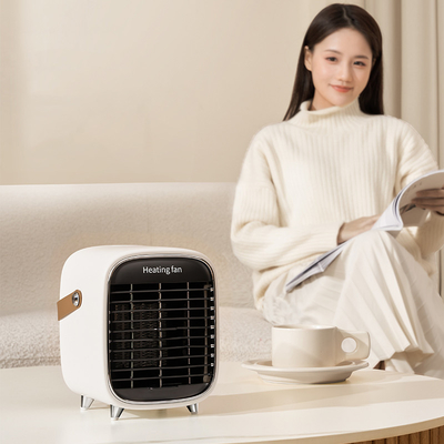 RoHS小さい小型スペース ヒーター ファンPTCの要素600W - 900W電気速い暖房