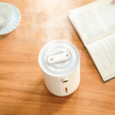 電池4000mahの空気加湿器の拡散器USB 1100mlの無線空気清浄器